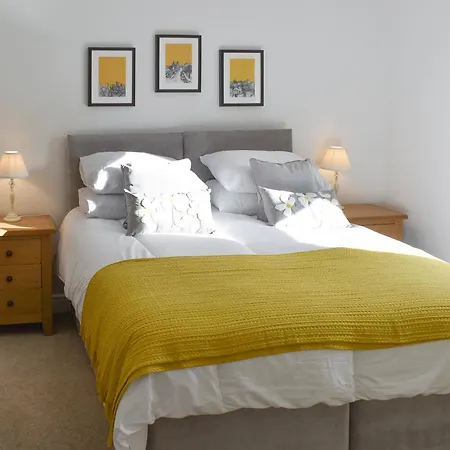 度假居 The Ginnel Mews